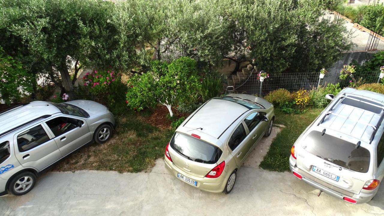 Garden Vila Ermali クサミル エクステリア 写真