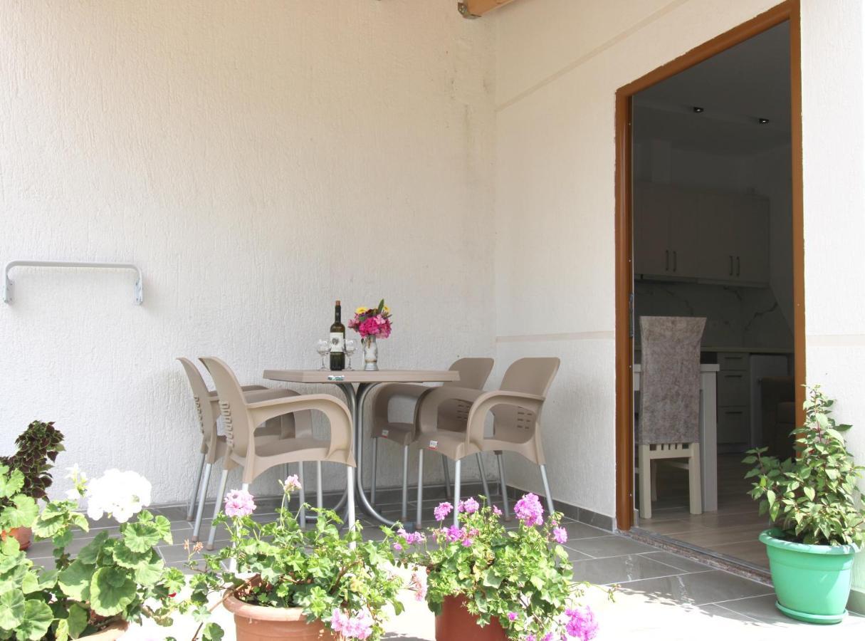 Garden Vila Ermali クサミル エクステリア 写真
